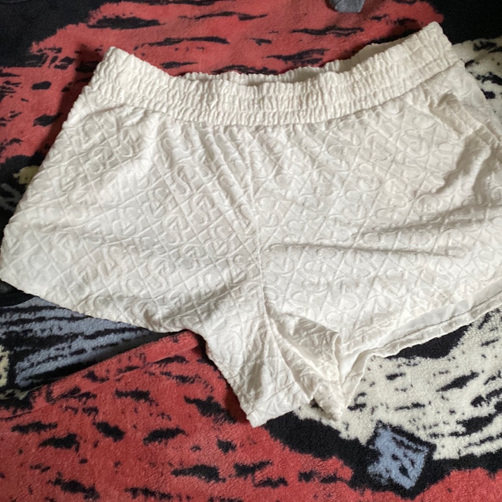 Victoria Secret White Shorts in the size L/G